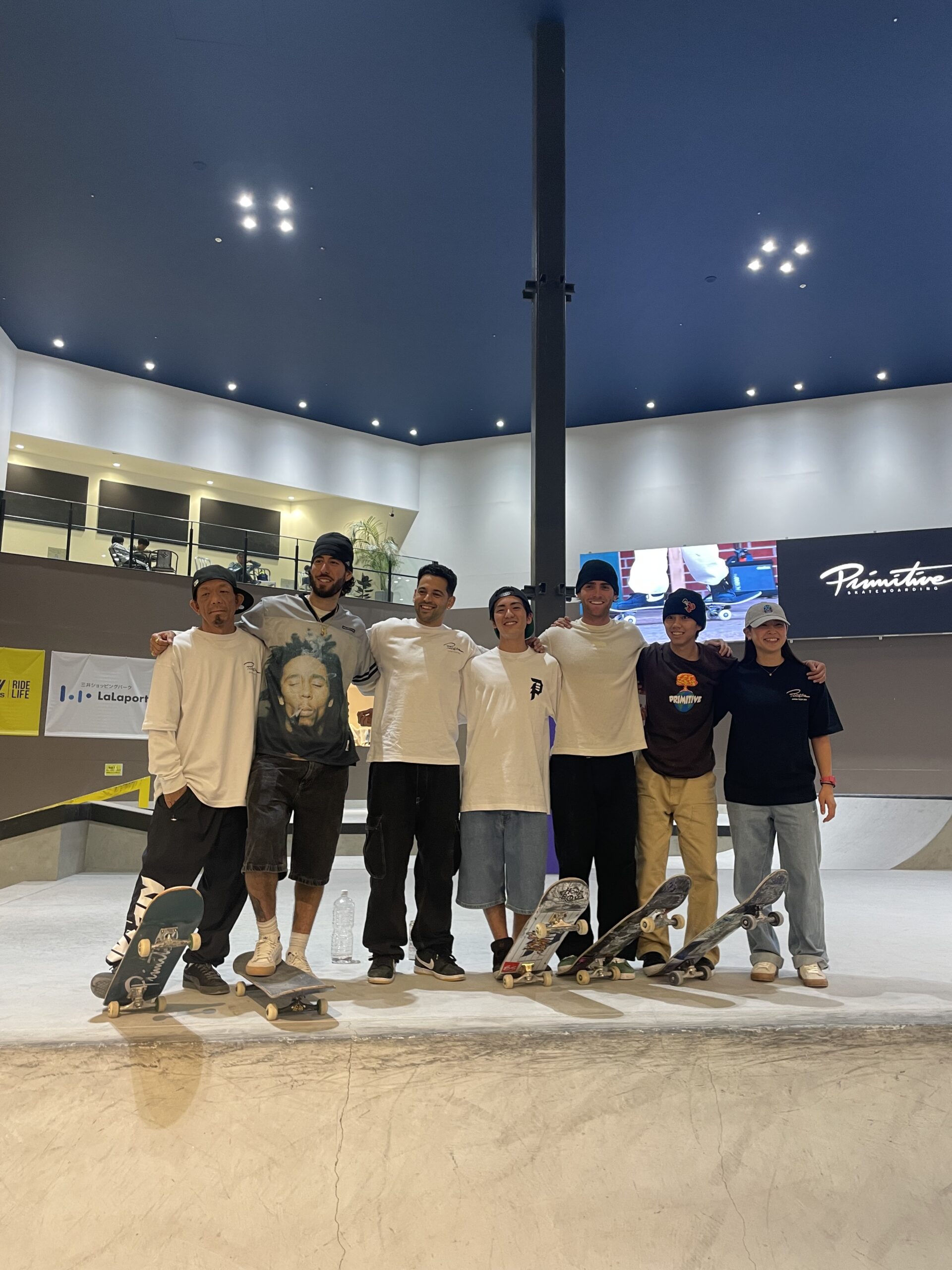 PRIMITIVE DIRTY P JAPAN TOUR 直筆チームサイン入り DECK 8.0 - 画像 (2)